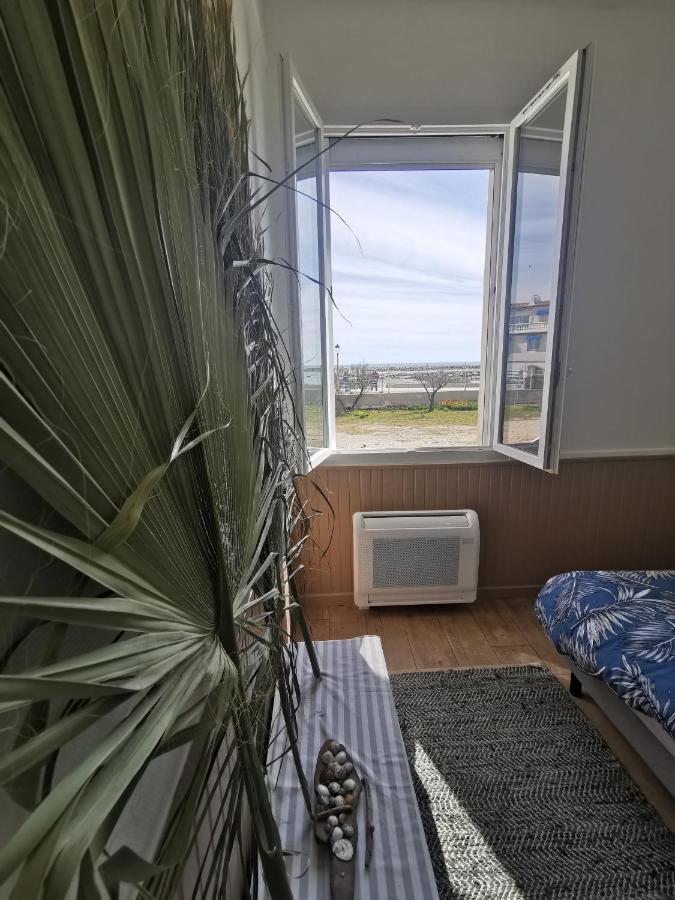 Spacieux Appartement Front De Mer Saintes-Maries-de-la-Mer Kültér fotó